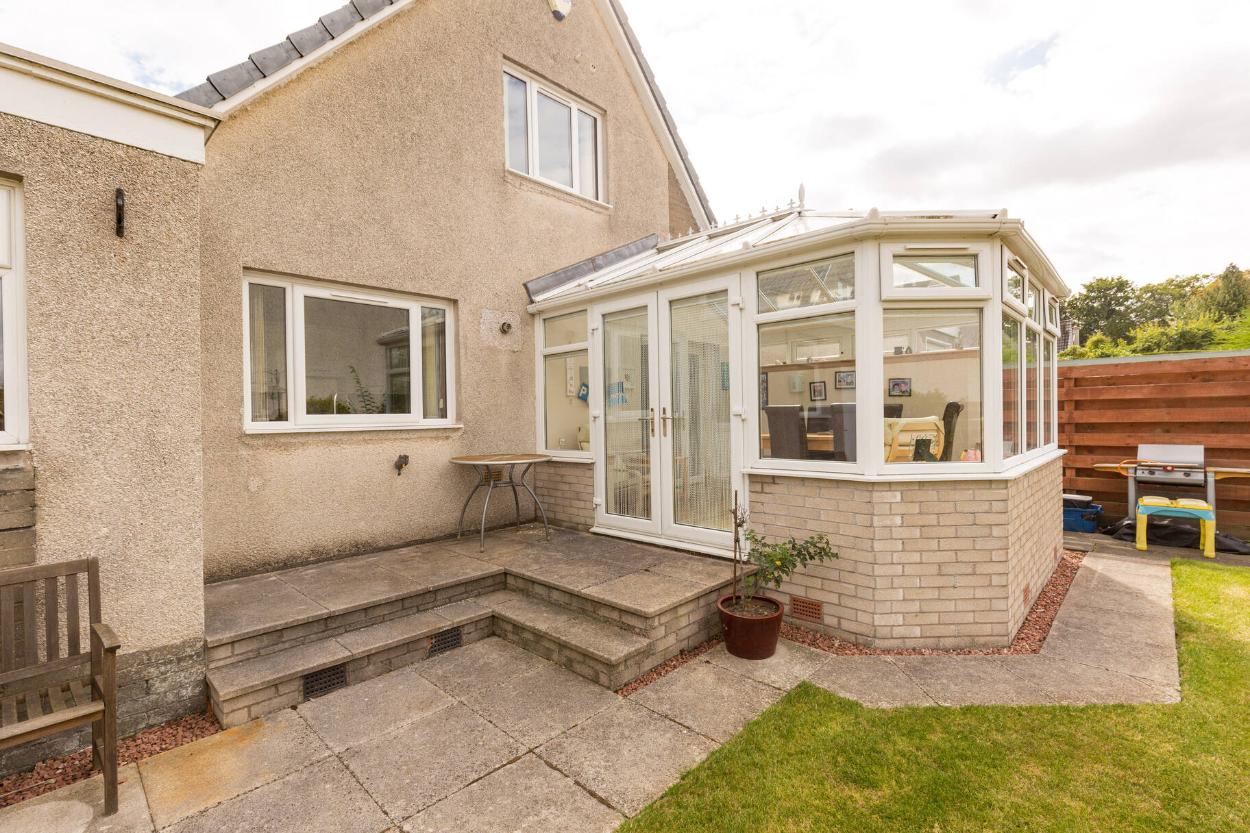 9 Mortonhall Park Drive, Edinburgh, EH17 8SS