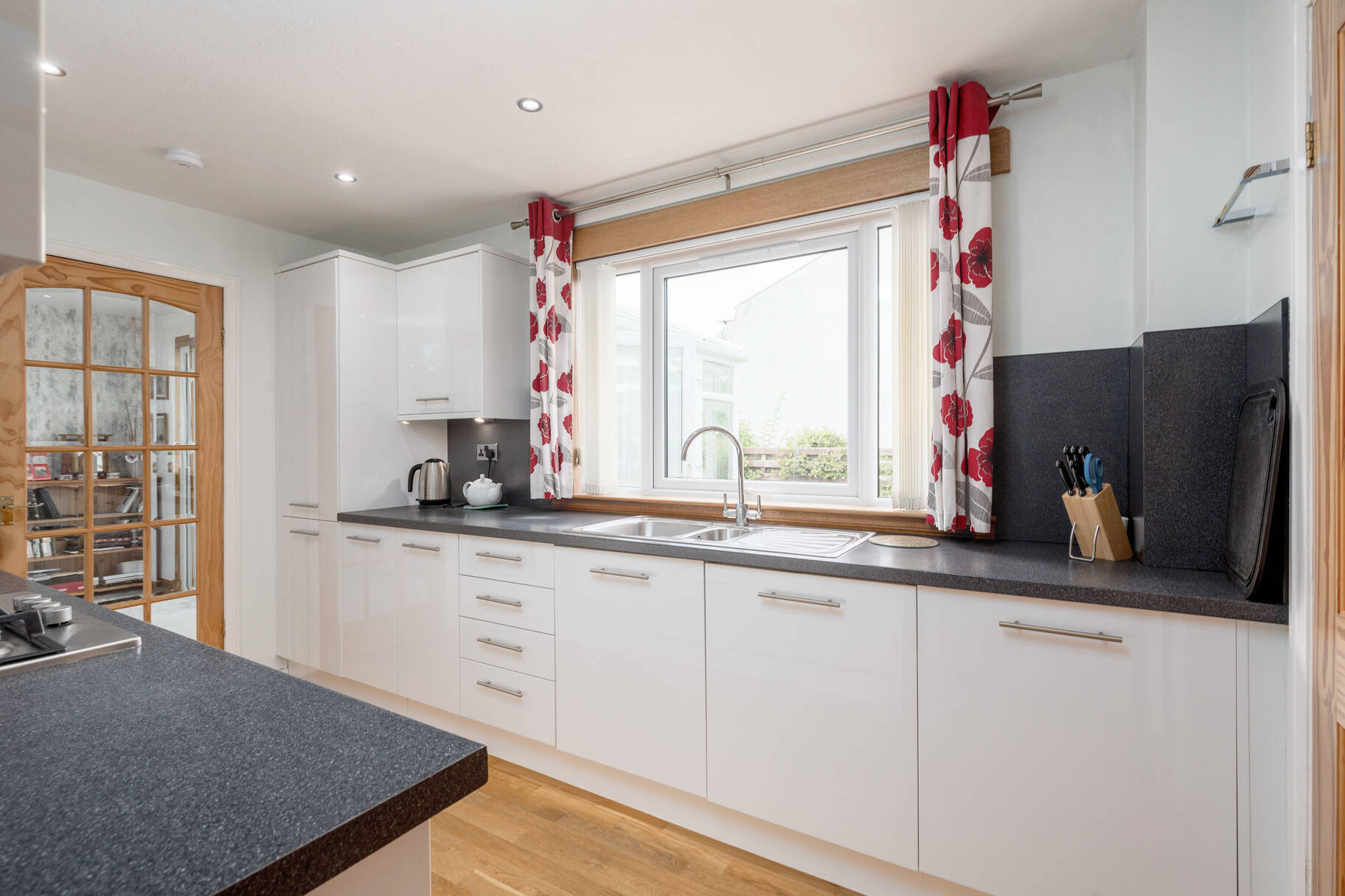 9 Mortonhall Park Drive, Edinburgh, EH17 8SS