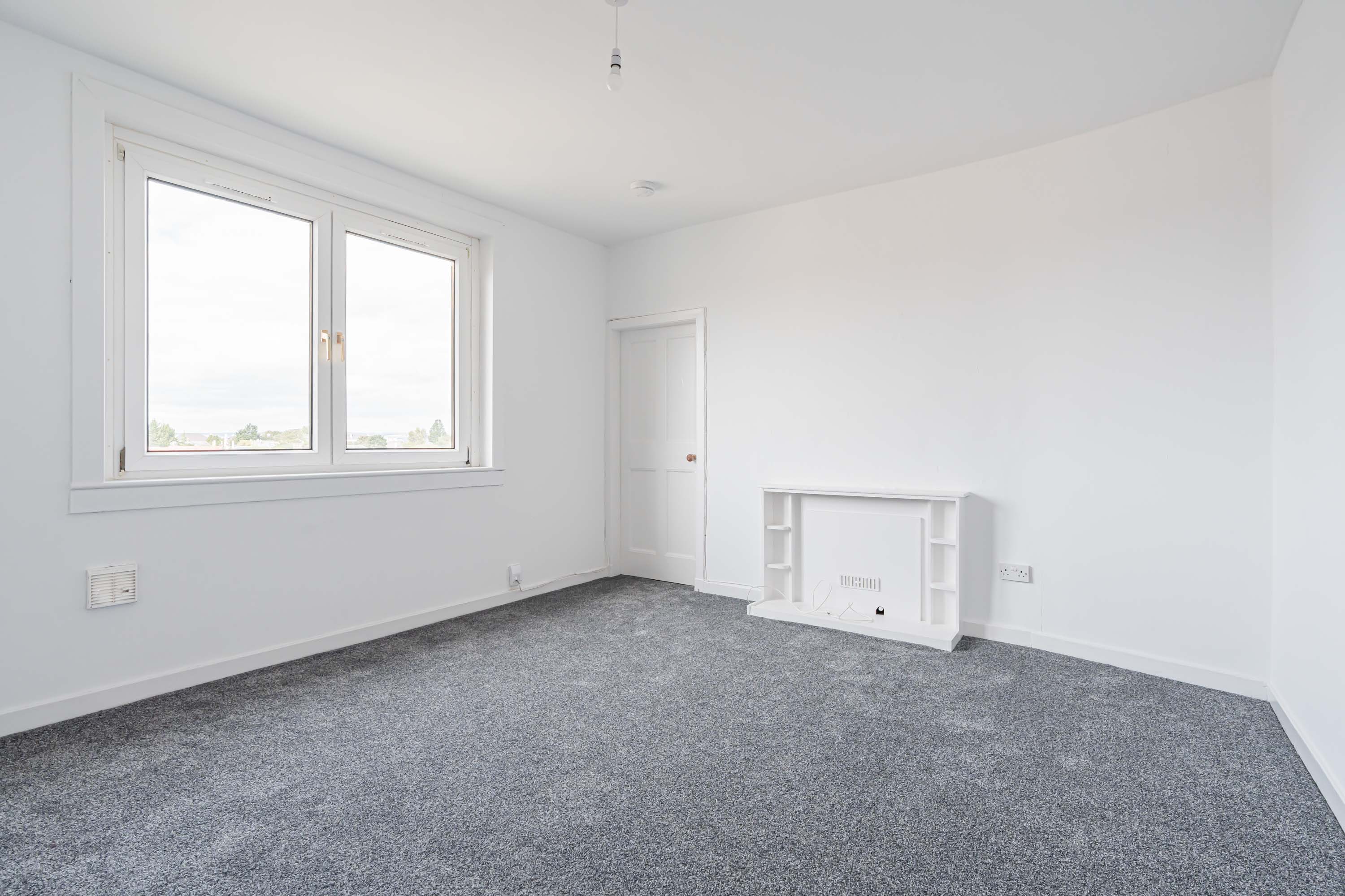 17/5 Grierson Gardens, EDINBURGH, EH5 2AS