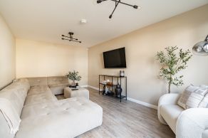 42 Blair Road, East Calder, EH53 0TU - Image 7