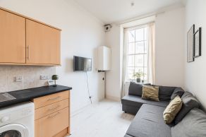 5/2, Casselbank Street, Edinburgh, EH6 5HA - Image 7