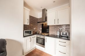 11 1F2 Bellevue Road, Edinburgh, EH7 4DA - Image 5
