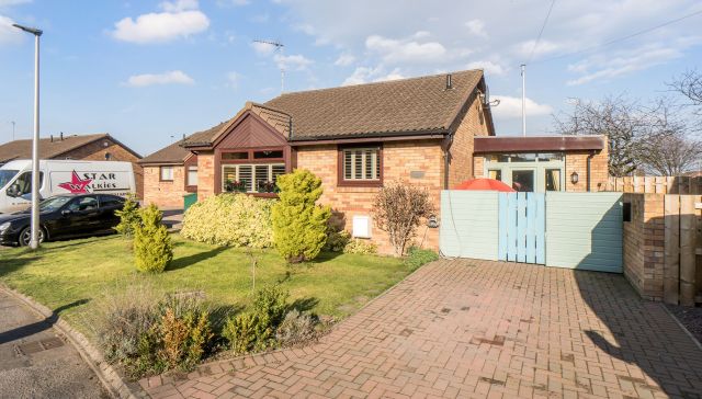 21 Beachmont Court, DUNBAR