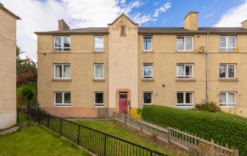 135/1 Hutchison Road, Edinburgh