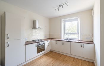 4 2F2 Victor Park Terrace, Edinburgh