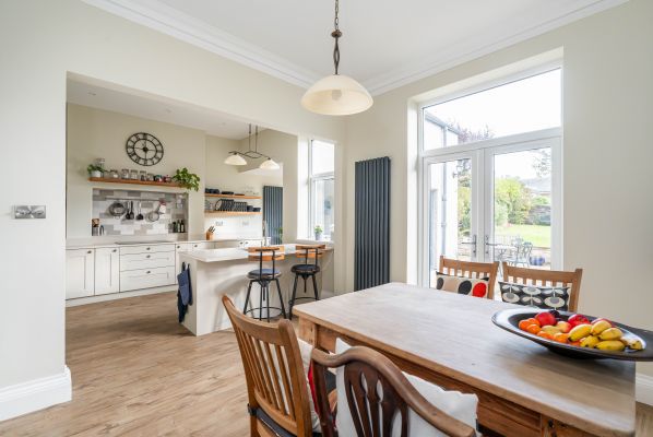 5 Clermiston Terrace, Edinburgh, EH12 6XF - Image 2