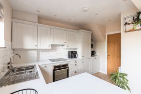 8 Broomhall Crescent, Edinburgh, EH12 7PF - Image 5