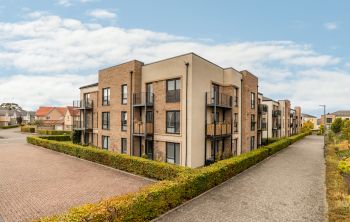 61/9 Lowrie Gait, South Queensferry