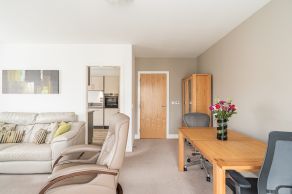 61/9 Lowrie Gait, South Queensferry, EH30 9AB - Image 4