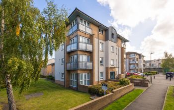 37/2 Stenhouse Gardens, Edinburgh