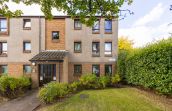 17/2 South Maybury, Edinburgh