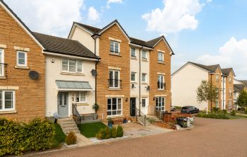 34 South Chesters Drive, Bonnyrigg
