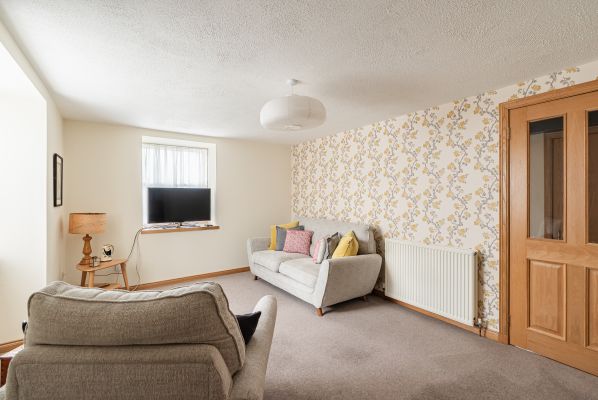 35 Waggon Road, Bo’ness, EH51 0BW - Image 2