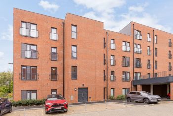 16 (flat 3) Geissler Drive, The Shore, Edinburgh