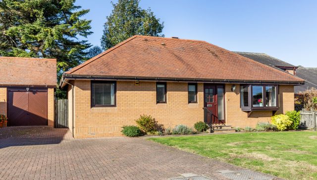 2 The Paddock, Sandy Loan, Gullane