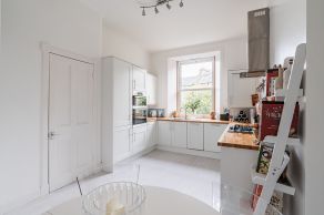 21/4 Comely Bank Avenue, Edinburgh, EH4 1EW - Image 7