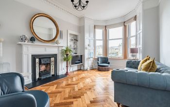 21/4 Comely Bank Avenue, Edinburgh