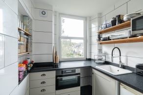 8/6 Marischal Place, Edinburgh, EH4 3NF - Image 4