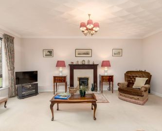 Secondary image of 2/2 Rocheid Park, Fettes, Edinburgh, EH4 1RP