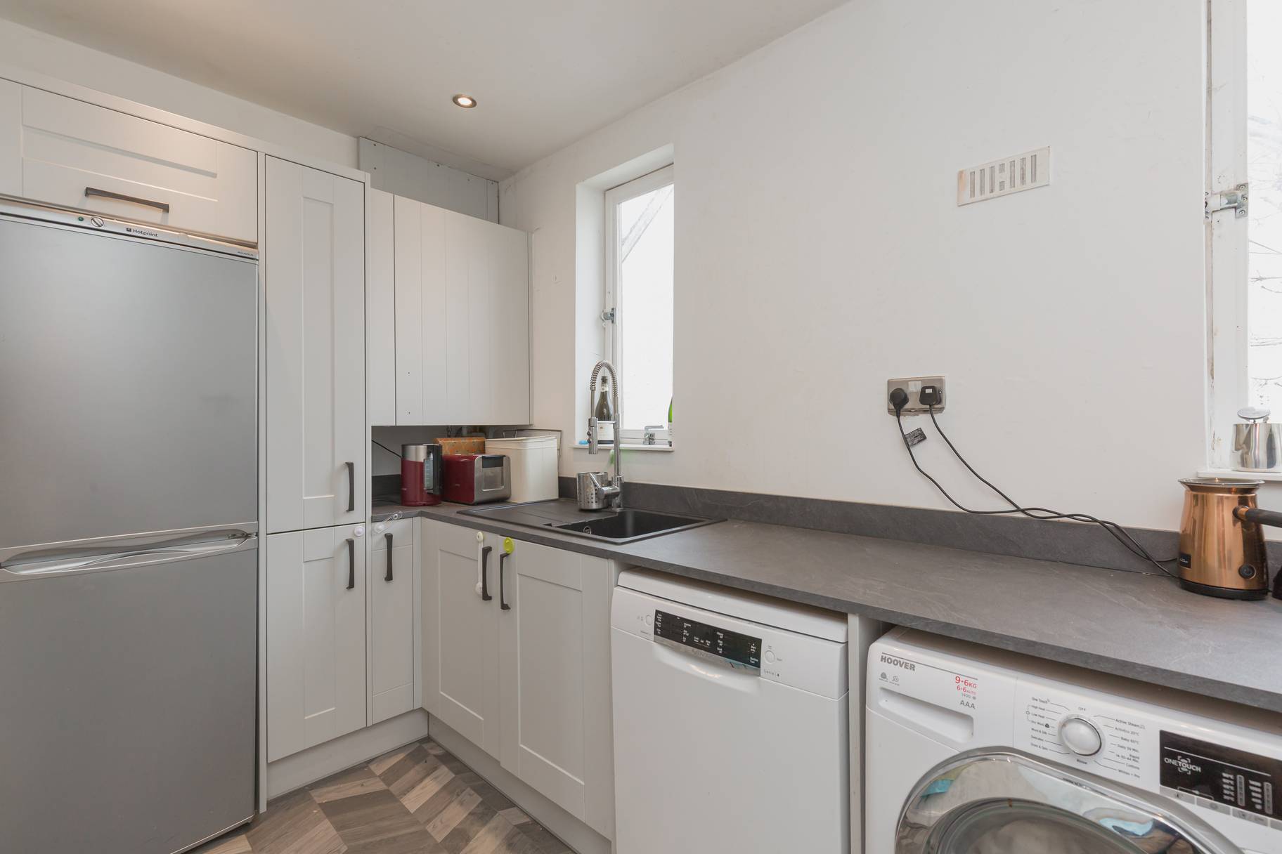 18/2 Juniper Avenue, Juniper Green, EH14 5EE