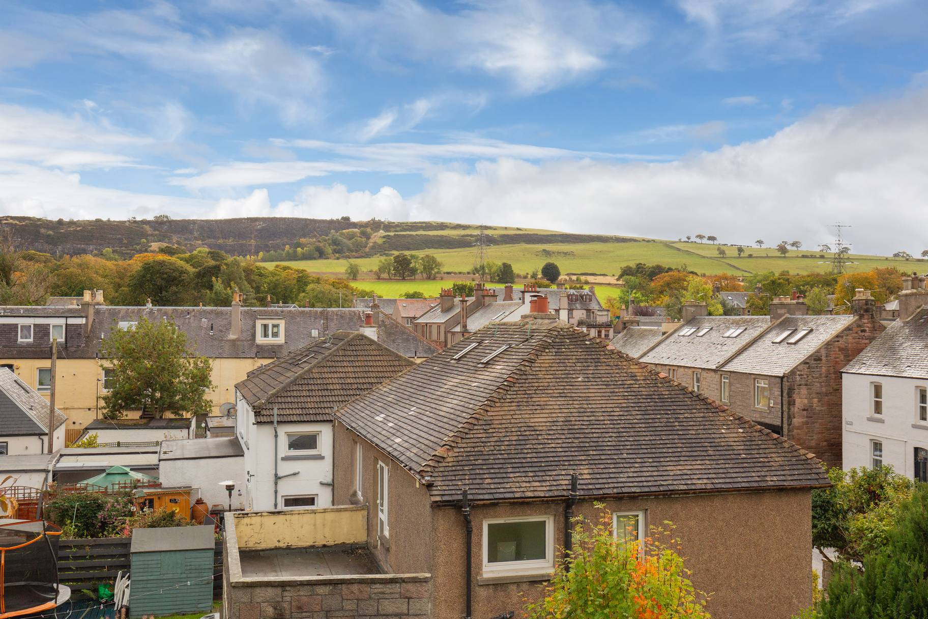 18/2 Juniper Avenue, Juniper Green, EH14 5EE