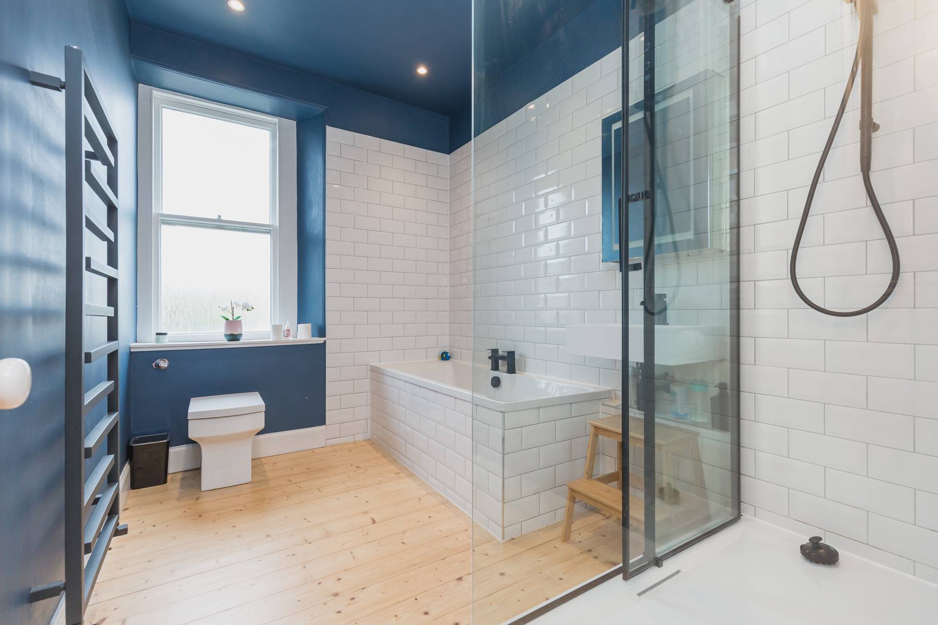 18/2 Juniper Avenue, Juniper Green, EH14 5EE