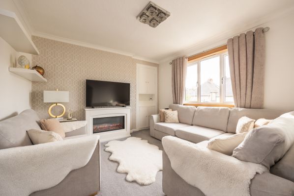 27 Boswall Quadrant, Edinburgh, EH5 2EG - Image 2