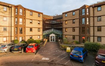 77/63 Barnton Park View, Edinburgh
