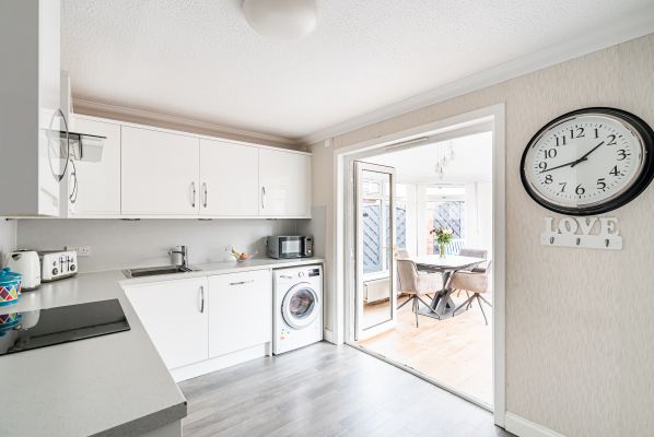 78 Hermitage Park Grove, Edinburgh, EH6 8DX - Image 3