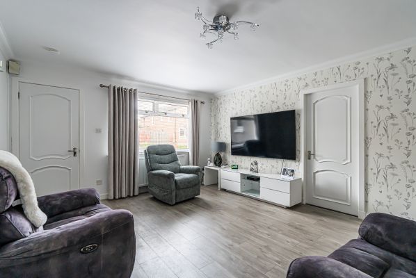 78 Hermitage Park Grove, Edinburgh, EH6 8DX - Image 2