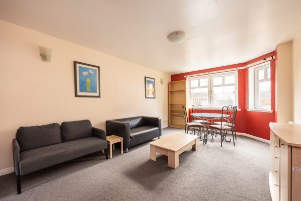 2/1 Sinclair Close, Edinburgh, EH11 1US - Image 3