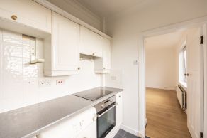 136 Carrick Knowe Road, Edinburgh, EH12 7BW - Image 4