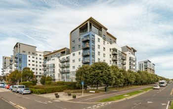 2/18 Western Harbour Terrace, Edinburgh