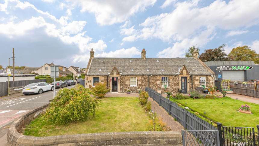 140 Glasgow Road, Edinburgh