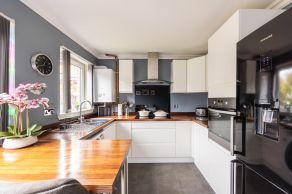 16 Burnbank Grove, Loanhead, EH20 9NX - Image 6