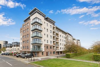 2 (flat 5) Kingsburgh Crescent, Granton, Edinburgh