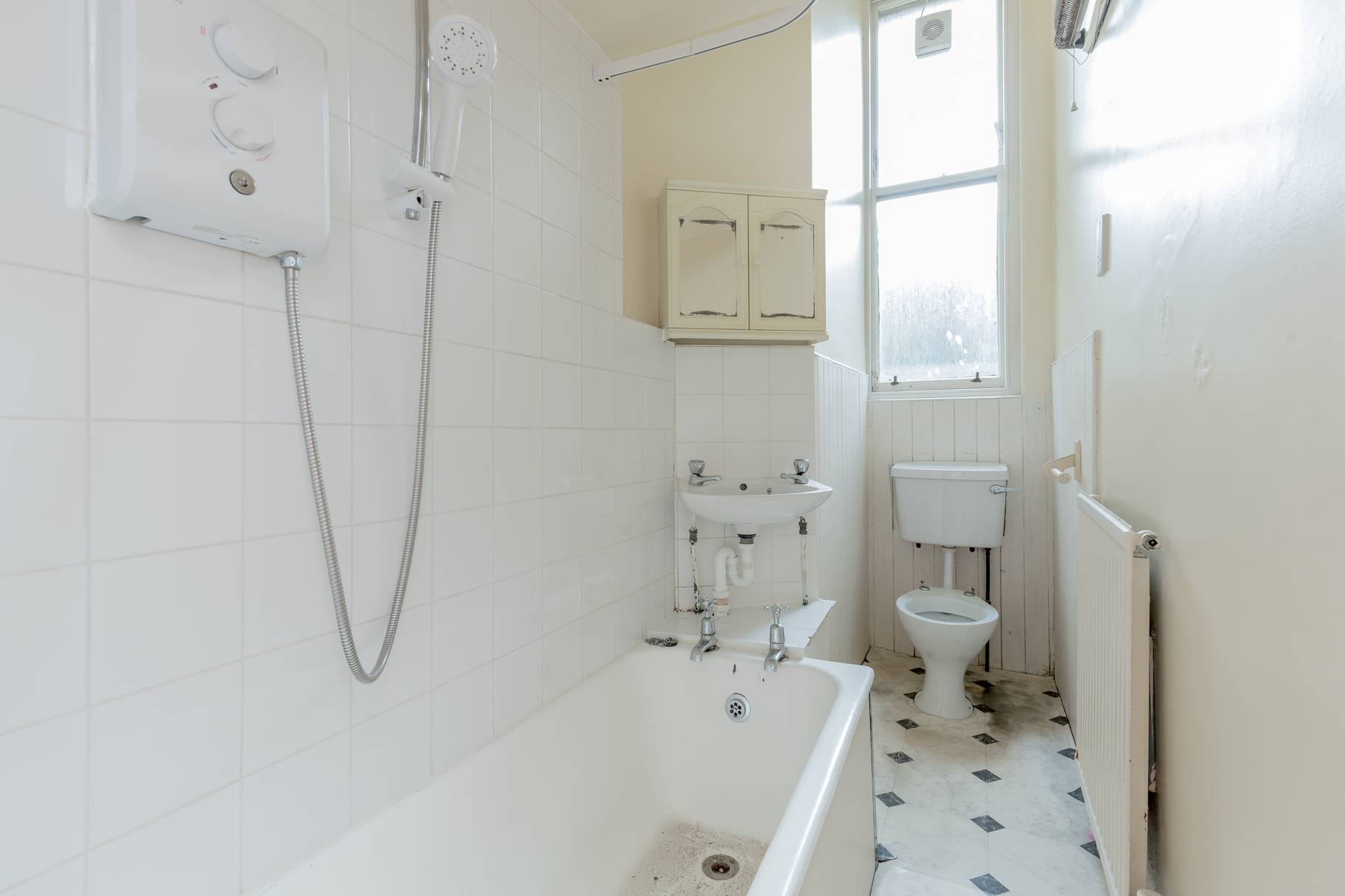 14 Broughton Road, EDINBURGH, EH7 4EB