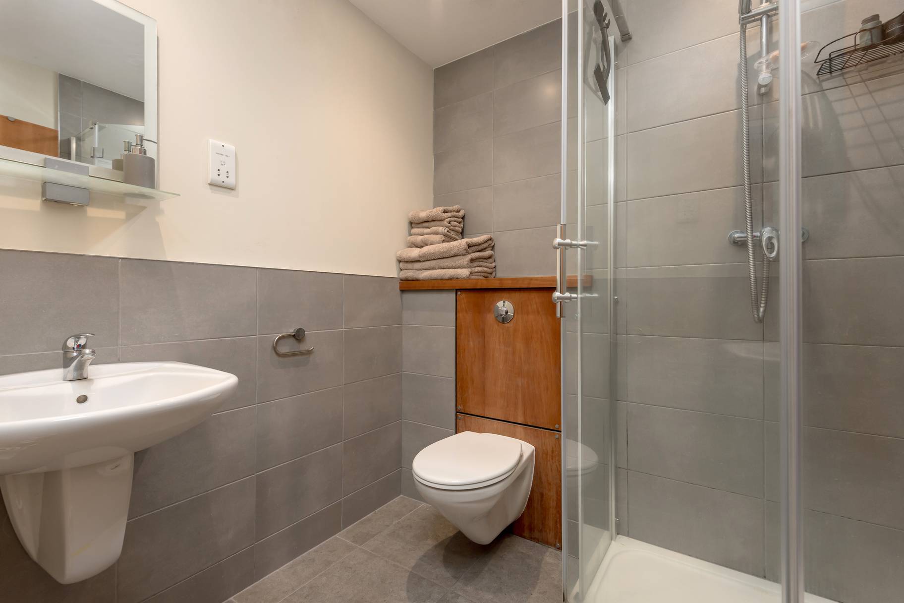 198/14 Lindsay Road, Edinburgh, EH6 6ND