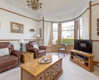 Third image of 34 Dudley Gardens, Trinity, Edinburgh, EH6 4PT