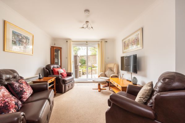 15/2 Ladywell Court, Ladywell Road, Edinburgh, EH12 7TA - Image 2