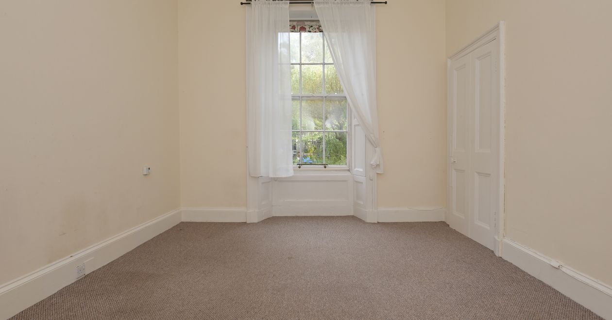 63 Newington Road, EDINBURGH, EH9 1QW