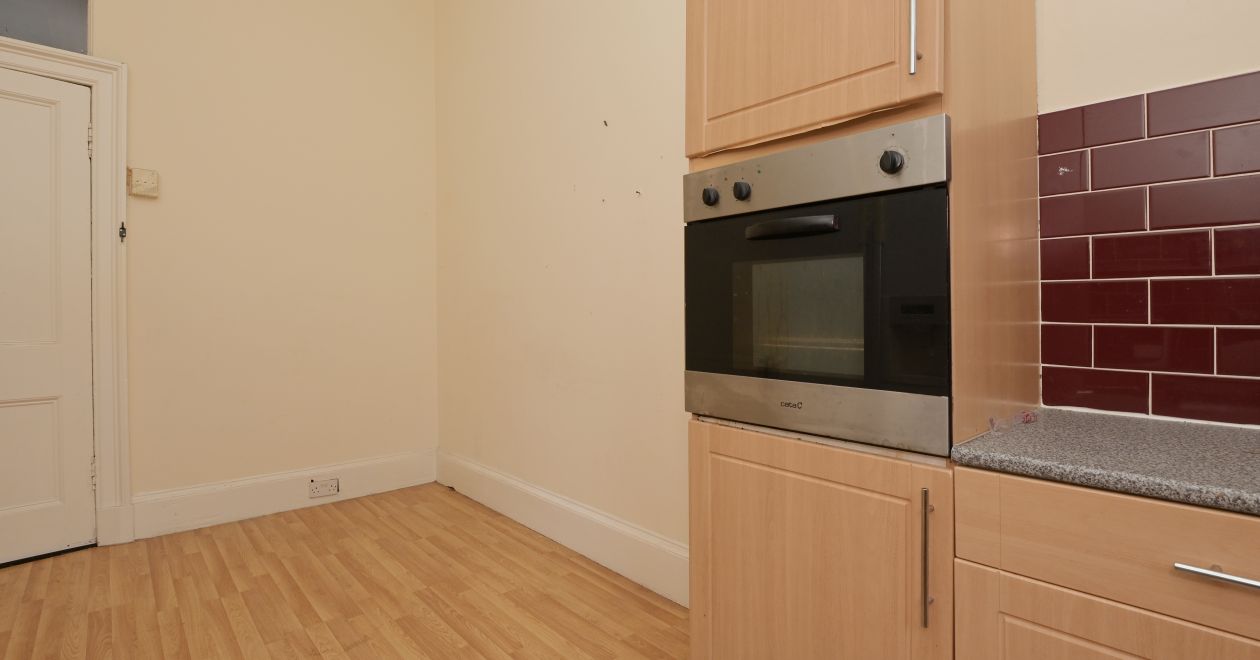 63 Newington Road, EDINBURGH, EH9 1QW