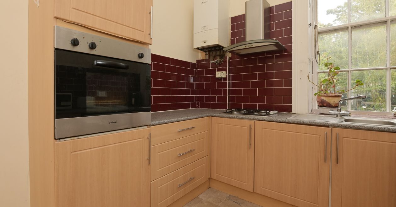 63 Newington Road, EDINBURGH, EH9 1QW