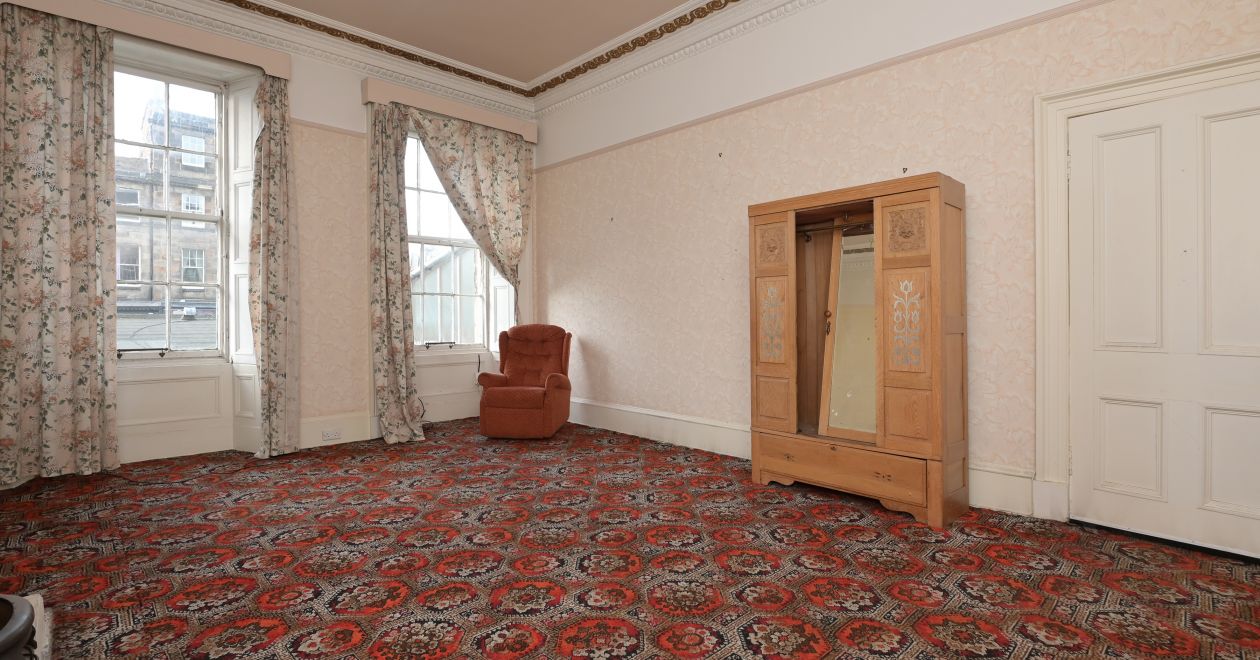 63 Newington Road, EDINBURGH, EH9 1QW