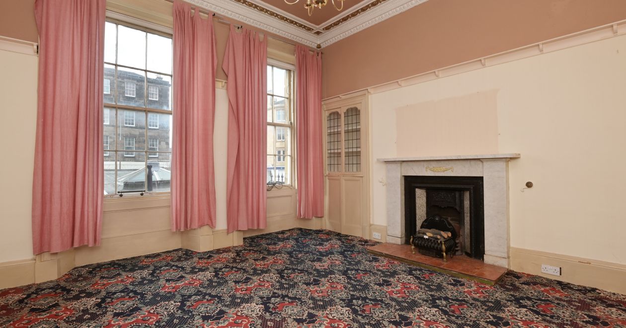 63 Newington Road, EDINBURGH, EH9 1QW