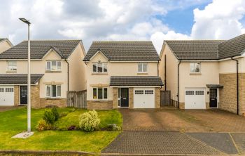 6 Stair Place, Kirkliston