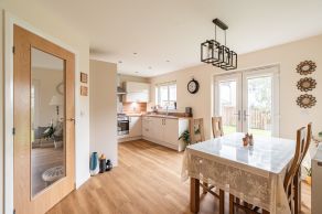 6 Stair Place, Kirkliston, EH29 9GL - Image 4