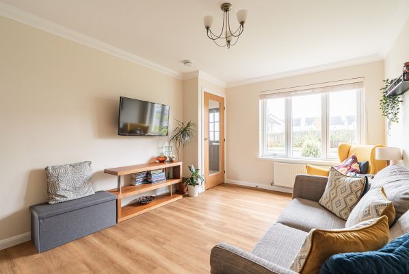 6 Stair Place, Kirkliston, EH29 9GL - Image 2