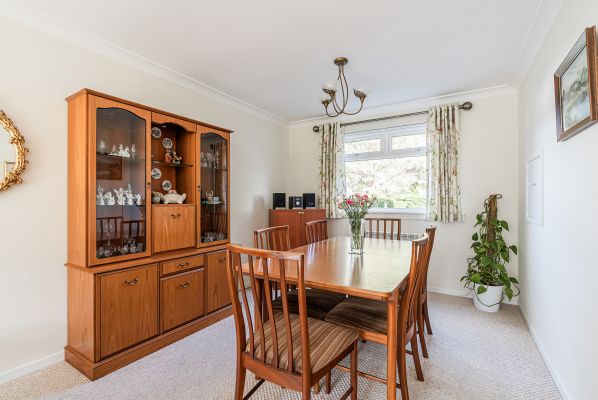 62 Mortonhall Park Crescent, Edinburgh, EH17 8SX - Image 3
