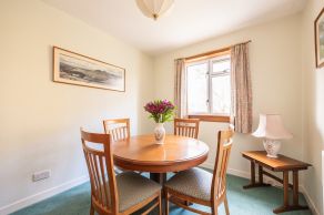 38 Craigs Drive, Edinburgh, EH12 8UW - Image 4
